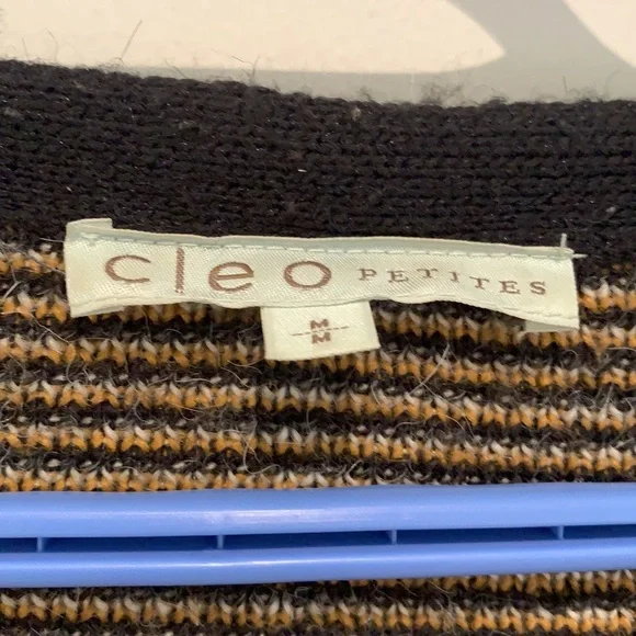 Women's Plaid Open Front Sweater Cardigan - Picture 3 of 5